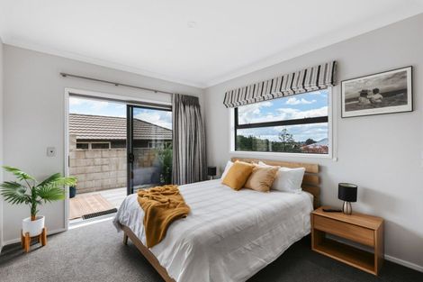 Photo of property in 111 Oteki Park Drive, Welcome Bay, Tauranga, 3112