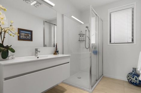 Photo of property in 5d Tui Glen, Omokoroa, 3114