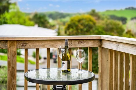 Photo of property in 14 View Street, Maungaturoto, 0520