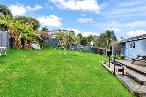 Photo of property in 8 Arde Place, Massey, Auckland, 0614