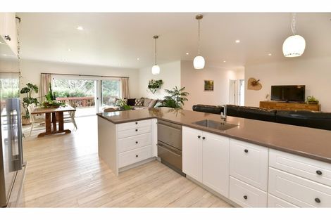 Photo of property in 32 Noakes Hill Road, Puhoi, Warkworth, 0994