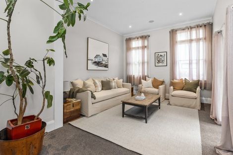 Photo of property in 5 Finnis Lane, Hospital Hill, Napier, 4110