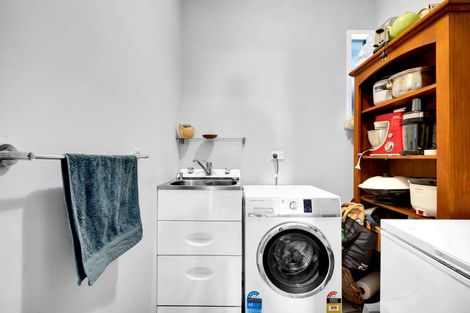 Photo of property in 183 Tasman Street, Opunake, 4616