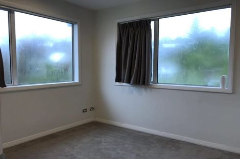 Photo of property in 102b Beach Road, Castor Bay, Auckland, 0620