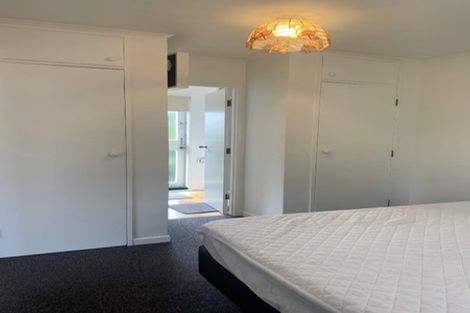 Photo of property in 2 Taupo Crescent, Plimmerton, Porirua, 5026