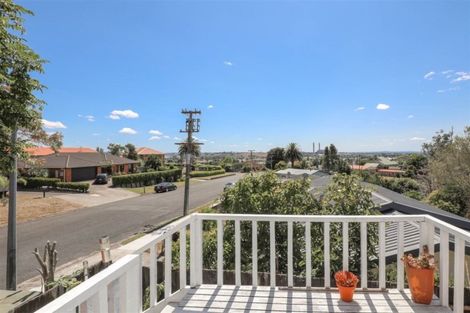 Photo of property in 21 Upland Road, Huntly, 3700