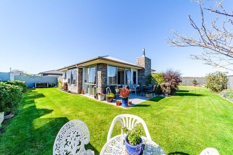 Photo of property in 4 Highgrove Place, Waipukurau, 4200