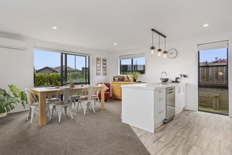 Photo of property in 9 Wai Huri Place, Omokoroa, 3114