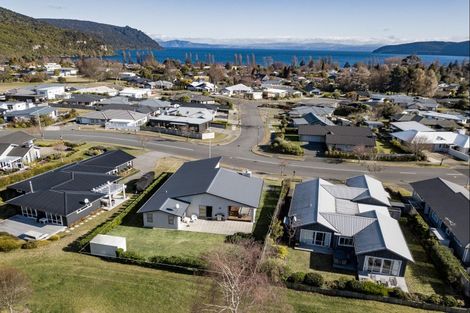 Photo of property in 111 Kenrigg Road, Kinloch, Taupo, 3377