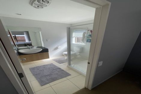 Photo of property in 28 Espalier Drive, Henderson, Auckland, 0612