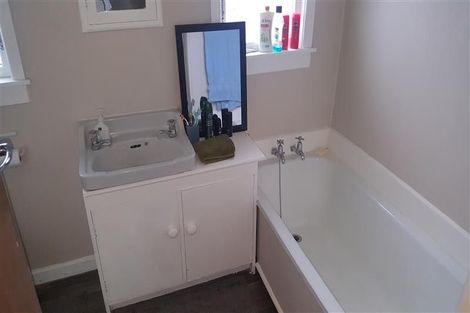 Photo of property in 71 Bayly Road, Blagdon, New Plymouth, 4310