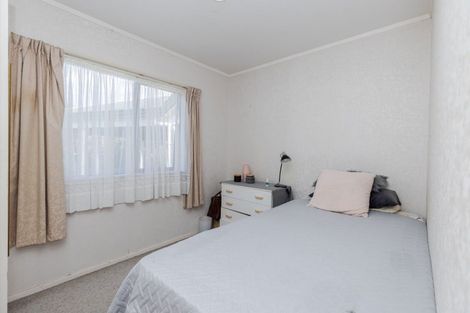 Photo of property in 56 Lansdowne Crescent, Glenview, Hamilton, 3206