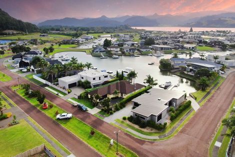 Photo of property in 421 Waterways Parade, Pauanui, Hikuai, 3579