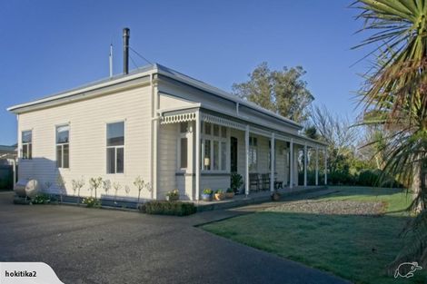 Photo of property in 102 Gibson Quay, Hokitika, 7810