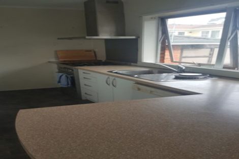 Photo of property in 3/41 Mason Street, New Lynn, Auckland, 0600