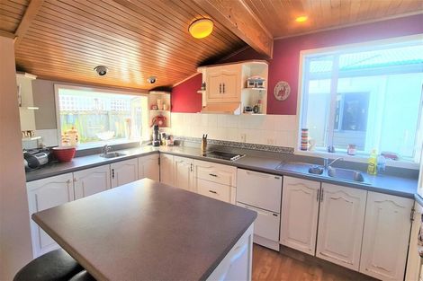 Photo of property in 78 Englefield Road, Northwood, Christchurch, 8051