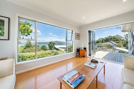 Photo of property in 12 The Track, Plimmerton, Porirua, 5026