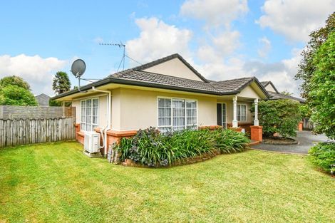 Photo of property in 13 Moss Crescent, Takanini, 2112