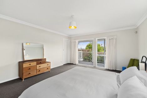 Photo of property in 4 Ingle Avenue, Waipahihi, Taupo, 3330