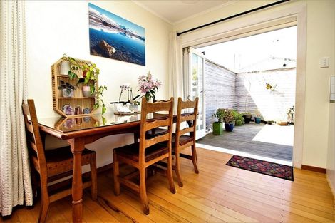 Photo of property in 51 Hilling Street, Titirangi, Auckland, 0604