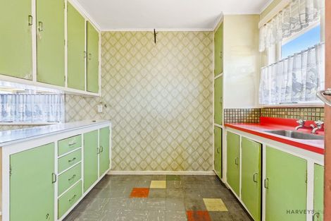 Photo of property in 5 Cobham Crescent, Kelston, Auckland, 0602