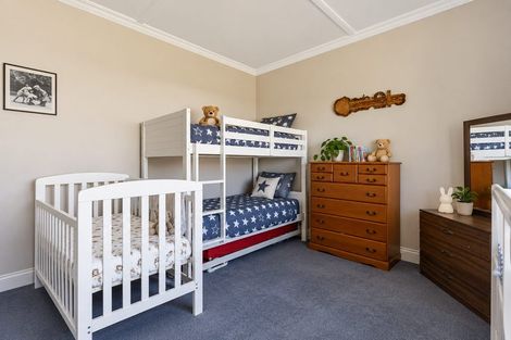 Photo of property in 82 Glover Road, Hawera, 4610