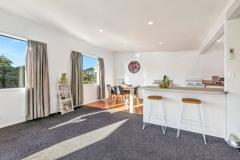 Photo of property in 2/4 Puaha Street, Takapuwahia, Porirua, 5022