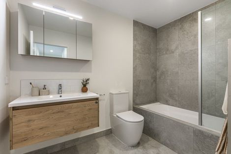 Photo of property in 54 Tahuhu Road, Mount Wellington, Auckland, 1062