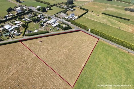 Photo of property in 15 Weir Road, Waianiwa, Invercargill, 9874