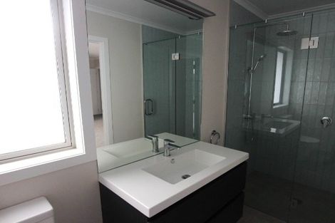 Photo of property in 33 Belgrove Drive, Waipukurau, 4200