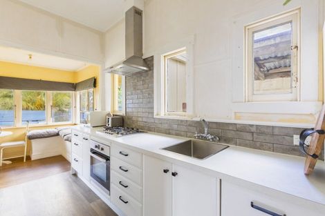 Photo of property in 92 Te Awa Avenue, Te Awa, Napier, 4110