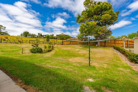 Photo of property in 14b Wairere Road, Waitakere, Henderson, 0782