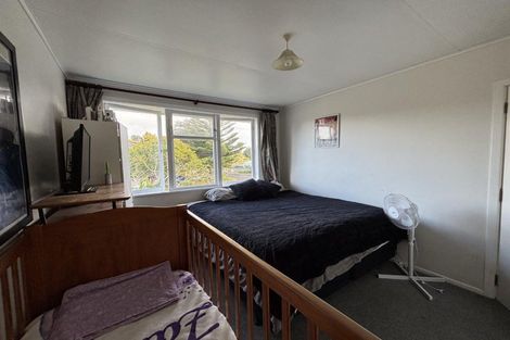 Photo of property in 35 Grenville Street, Marfell, New Plymouth, 4310