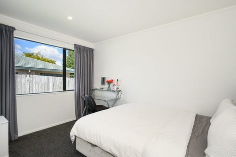 Photo of property in 11 Jordan Way, Kelvin Grove, Palmerston North, 4414
