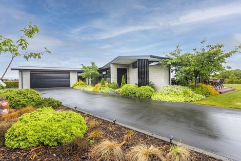 Photo of property in 2 Heipipi Drive, Eskdale, Napier, 4182
