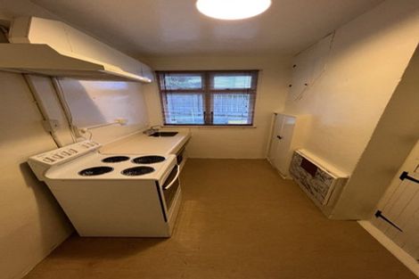 Photo of property in 34 Moana Road, Plimmerton, Porirua, 5026