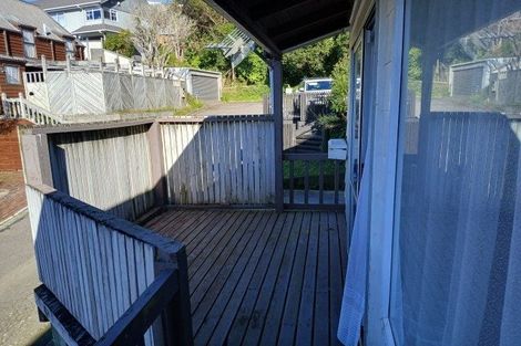 Photo of property in 4a Sarah Way, Crofton Downs, Wellington, 6035
