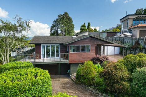 Photo of property in 6 Pah Road, Kawaha Point, Rotorua, 3010