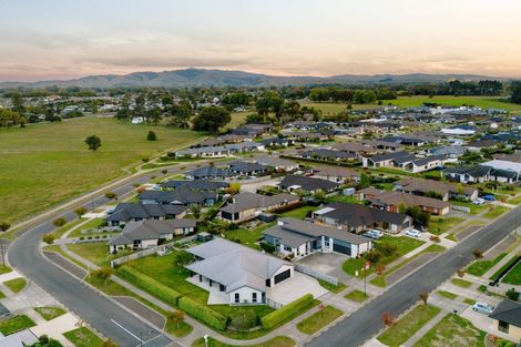 Photo of property in 45 Plescher Crescent, Leamington, Cambridge, 3432