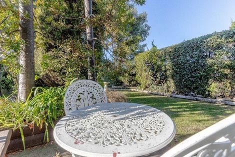 Photo of property in 2 Kuaka Place, Castlecliff, Whanganui, 4501