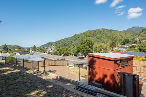 Photo of property in 37a Wairau Road, Picton, 7220