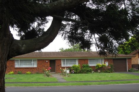 Photo of property in 1/21 Gloaming Place, Conifer Grove, Takanini, 2112