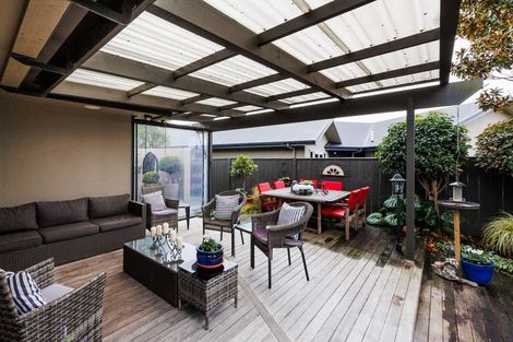 Photo of property in 3 Lourie Way, Fitzherbert, Palmerston North, 4410