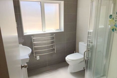 Photo of property in 23d Lexington Drive, Botany Downs, Auckland, 2010