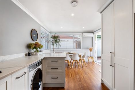 Photo of property in 13 Auckland Road, Greenmeadows, Napier, 4112