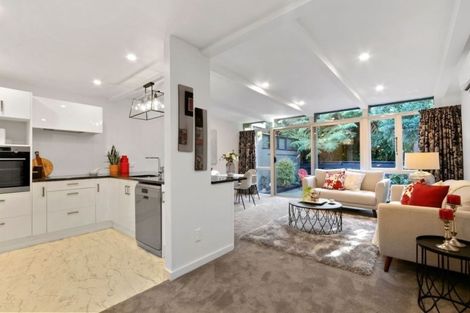 Photo of property in 2/63 Cheviot Road, Lowry Bay, Lower Hutt, 5013