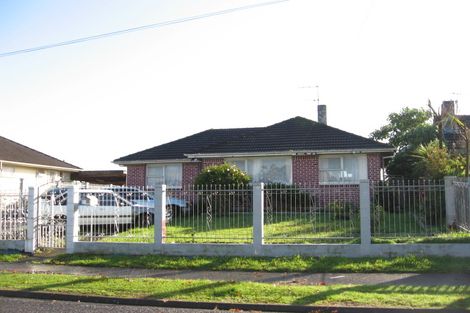 Photo of property in 33 Tyrone Street, Otara, Auckland, 2023