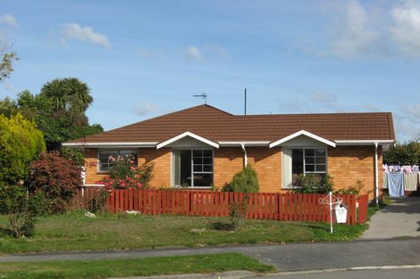 Photo of property in 1/17 Camrose Place, Ilam, Christchurch, 8041