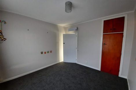 Photo of property in 32 Lewis Road, Pakuranga, Auckland, 2010