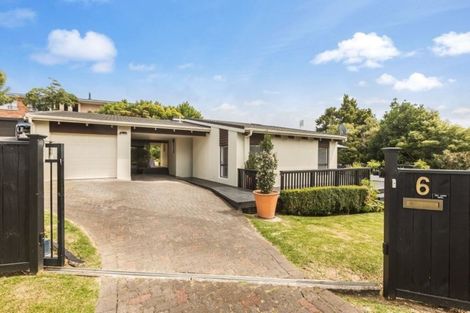 Photo of property in 6 Ponui Place, Mairangi Bay, Auckland, 0630